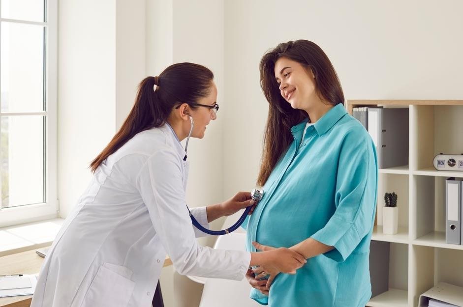 Why You Should See a Gynaecologist In Your 20s | Seng